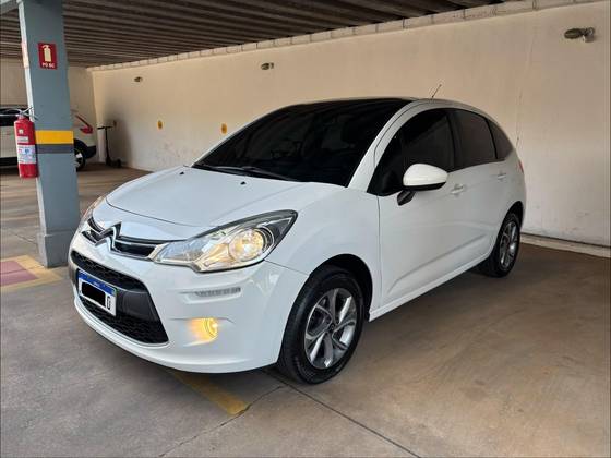 CITROËN C3 1.6 VTI 120 FLEX TENDANCE EAT6 CITROËN C3 1.6 VTI 120 FLEX TENDANCE EAT6